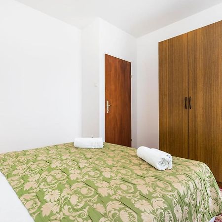Apartment Muzic Mali Losinj Bagian luar foto