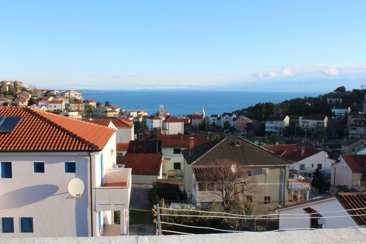Apartment Muzic Mali Losinj Bagian luar foto